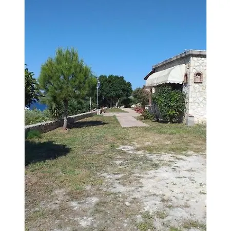 Fiore Levante Villas Villa Keri