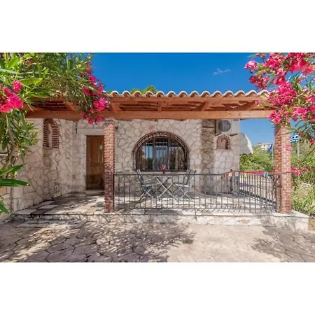 Villa Fiore Levante Villas Kerí